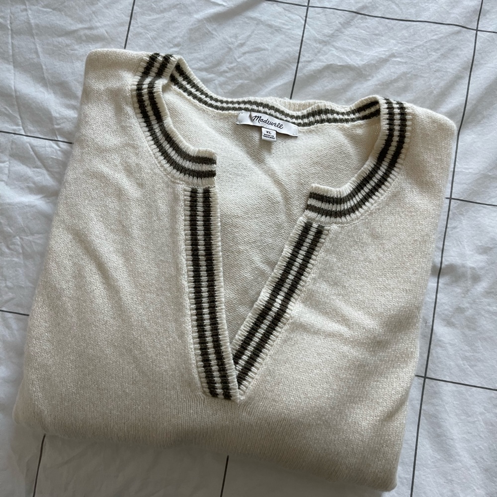 Madewell V-Neck Sweater, Size XL